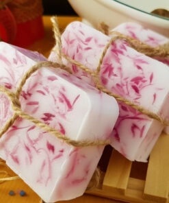 sapun-handmade-cu-glicerina-muguri-de-magnolie