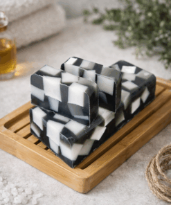 sapun-handmade-cu-glicerina-aroma-parfum-blue-chanel