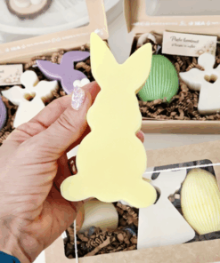 Săpun handmade cu glicerină - Iepuraș de Paște în picioare - galben 💛 (fără cutie)